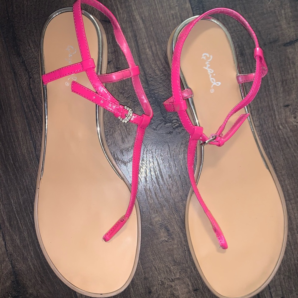 Pink patent leather sandals